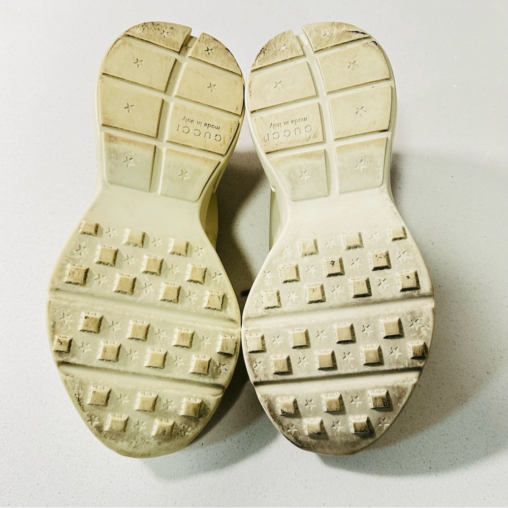 Gucci Unisex Rhyton Vintage Logo Oversized Leather Sneakers - Picture 8 of 9